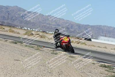 media/Oct-30-2025-Racers Edge (Thu) [[dabbdaf680]]/3-B Group/Session 3 (Turn 15 Inside)/